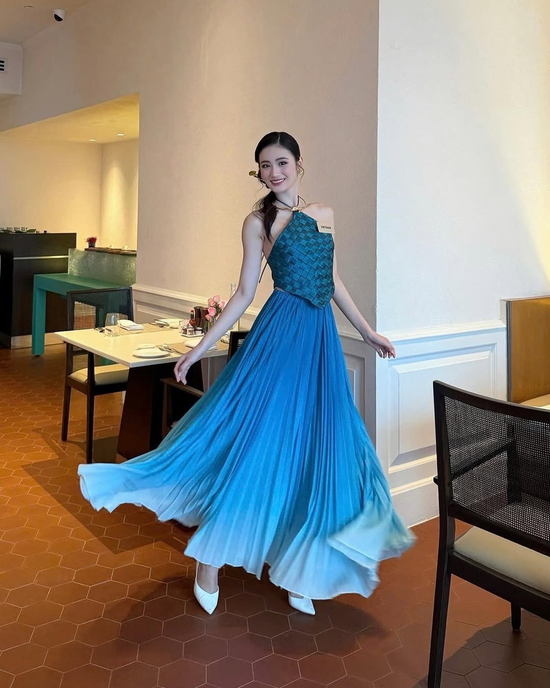 hoa-hau-y-nhi-miss-world6-1747799729108-1747920093.jpg