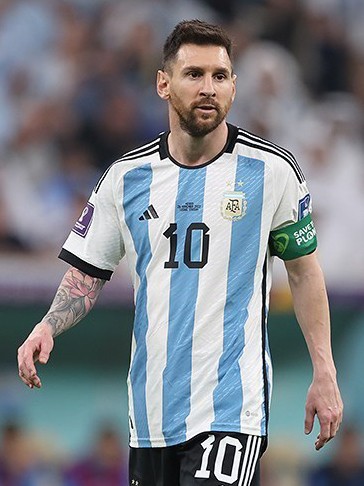 lionel-messi-argentina-2022-fifa-world-cup-cropped-1741882123.jpg