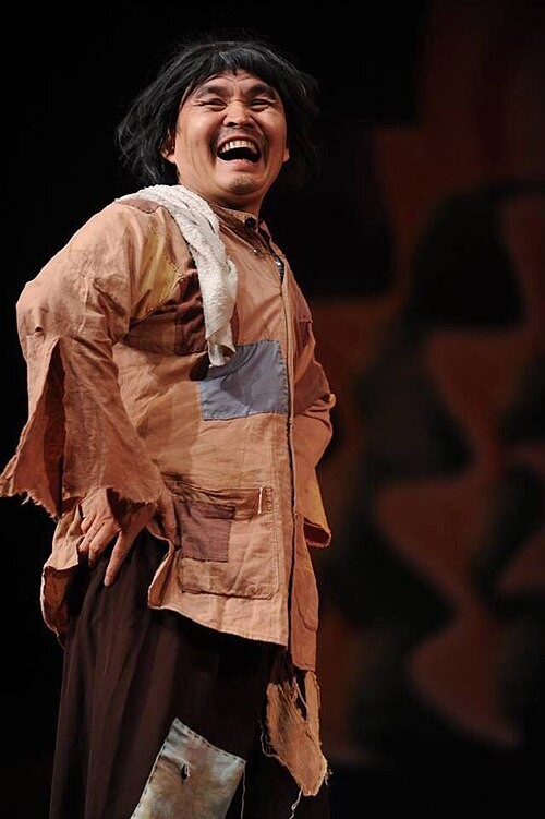 xuan-hinh-nguoi-ngua-ngua-nguoi-1741947520.jpg