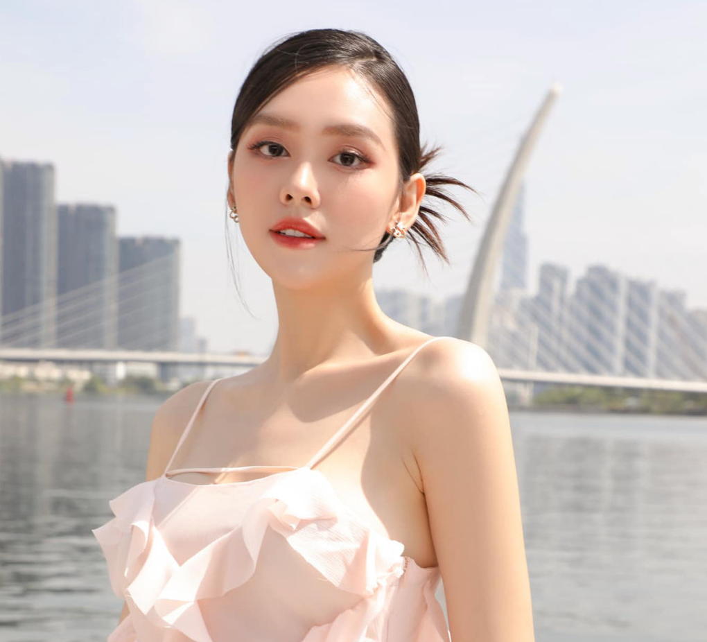 ket-hon-nam-20-tuoi-a-hau-tuong-san-khien-dan-mang-ghen-ti-boi-cuoc-song-sang-chanhdocx-1692905787603-1752505962.png